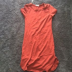 Dark pinkish/maroonish dress